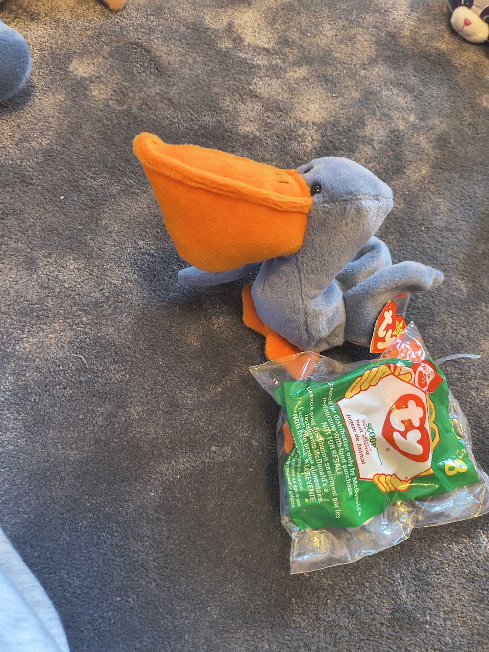 Ty Scoop Pelican Plush - Light Blue & Bright Orange